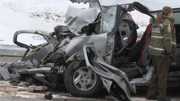 Une violente collision fait quatre morts à Saint-Victor
