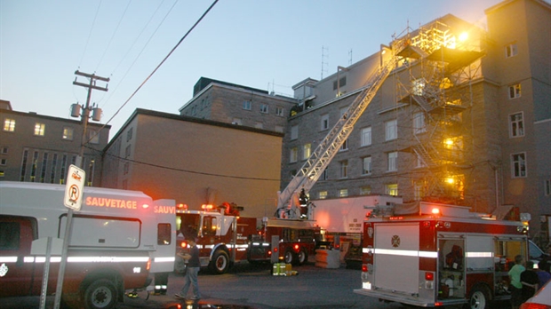 Incendie à l'hôpital de Saint-Georges: Six patients évacués des soins intensifs