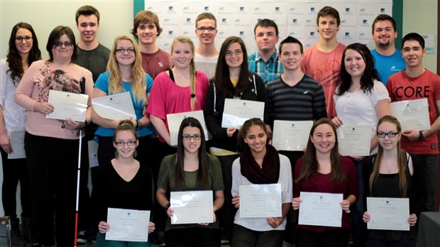 Bourses « Coup de pouce » : 20 étudiants du Cégep Beauce-Appalaches se partagent 5 000 $