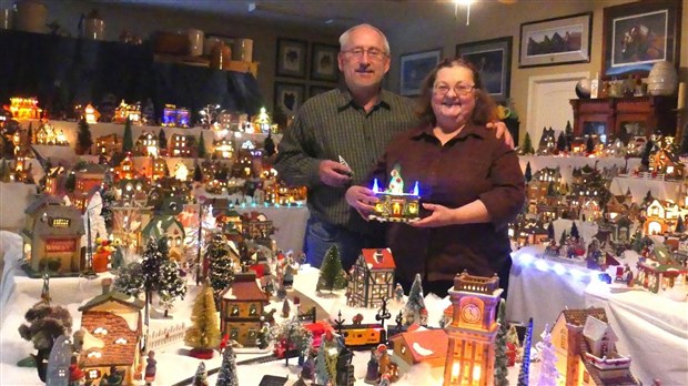 La féérie de Noël se passe en plein milieu du salon de Rachel et Philippe