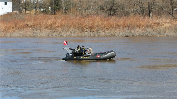 La camionnette dans la rivière Chaudière a été retrouvée