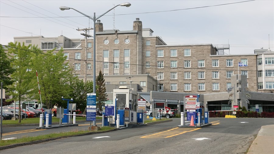 Hôpital de Saint-Georges: taux d'occupation de 105% à l'urgence