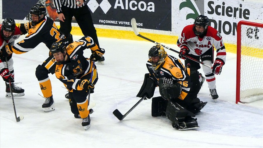 Les unités spéciales coulent les Chevaliers