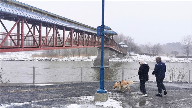 Fermeture temporaire de la passerelle Canam-Mirage