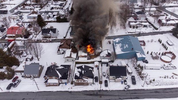 Une résidence touchée par un incendie à Saint-Honoré-de-Shenley