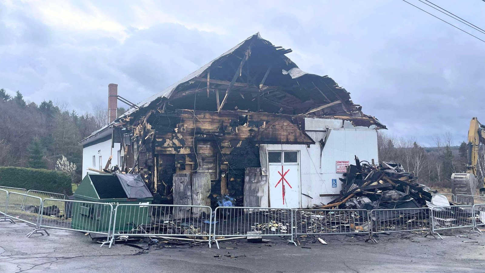Saint-Côme-Linière: financement confirmé pour la reconstruction du centre communautaire