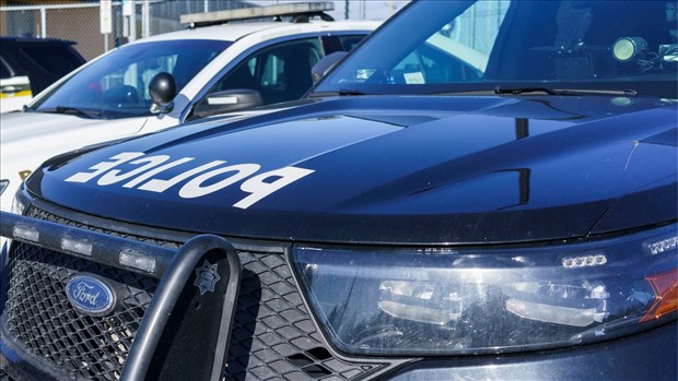 Mineur en état d'ébriété arrêté en conduisant sa moto électrique
